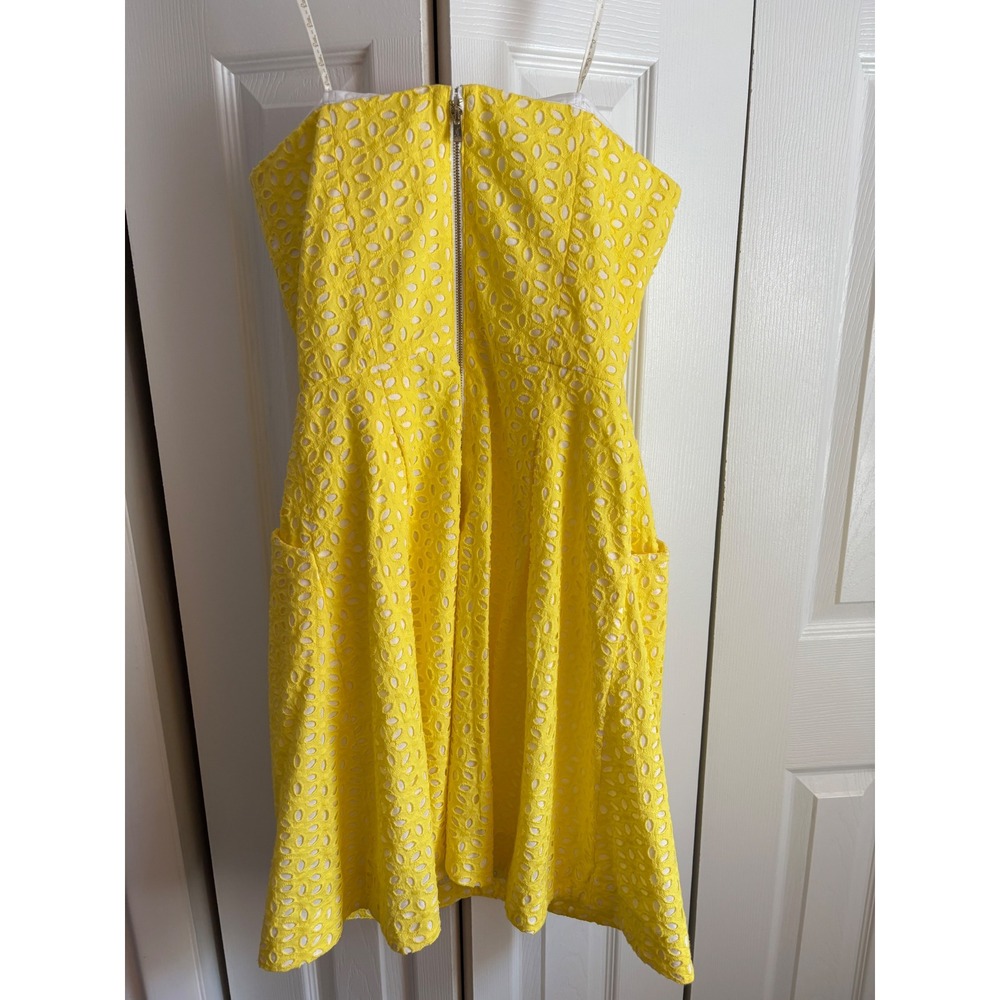 Lilly Pulitzer Cotton Yellow Eyelet Strapless Dress Size 6 Fit & Flare - Picture 7 of 10